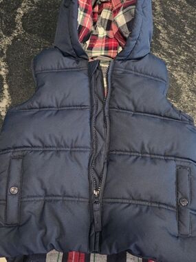 Gymboree Boys Navy Quilted Hooded Puffer Vest